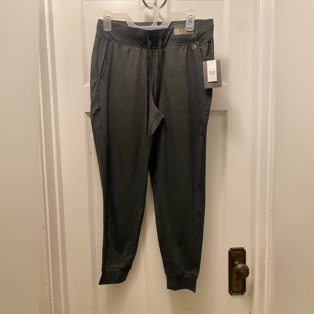 NWT-Women’s Joggers